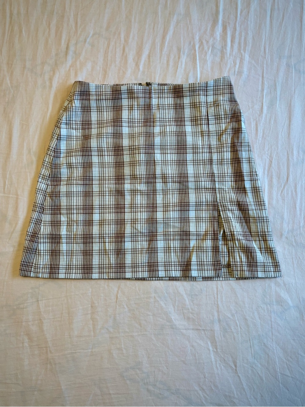 Aritiza Sunday Best Plaid Aline Mini Skirt with Side Slit - Cream & Tan Size 00 - Picture 2 of 5